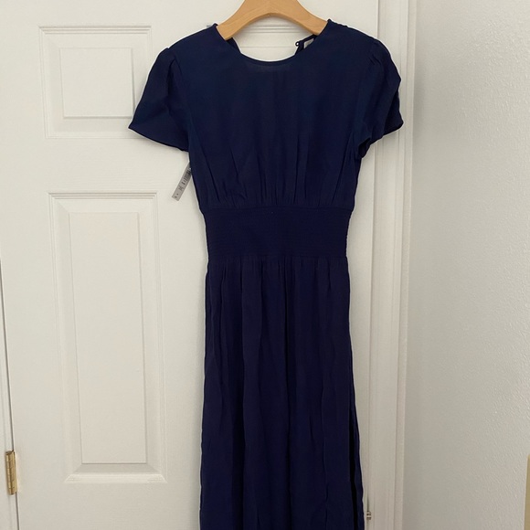 Aritzia Wilfred Maxime Dress 